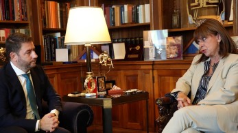 Σακελλαροπούλου σε Ανδρουλάκη για τις παρακολουθήσεις: «Αρμόδια είναι η Βουλή, η Εξεταστική και η Δικαιοσύνη»