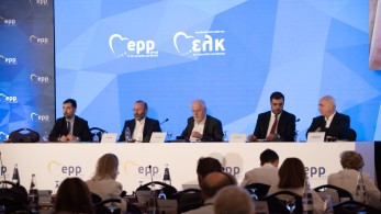 Σημαντική η παρουσία της ΝΔ στο ετήσιο συνέδριο του ΕΛΚ