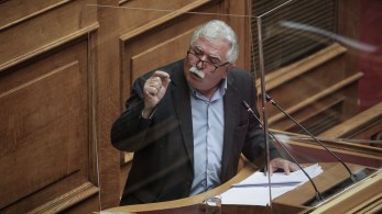 Κατσώτης (ΚΚΕ): Αφού είχε ένα κατσαβίδι ο σεσημασμένος, οι 5 πυροβολισμοί δικαιολογούνται;