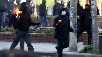 Όταν οι αντιεξουσιαστές απαιτούν ιδιοκτησία