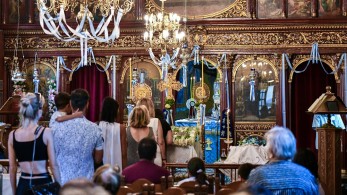 Σβήστε τους πολυελαίους – Αυτό χειμώνα «όλοι έχουμε ευθύνη»