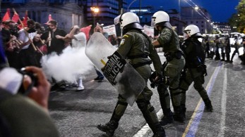 Θεσσαλονίκη: Συγκρούσεις κουκουλοφόρων και αστυνομικών- Οδομαχίες και χημικά