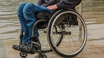 Τι αλλάζει στη ζωή των ατόμων με αναπηρία με την ψηφιοποίηση των ΚΕΠΑ