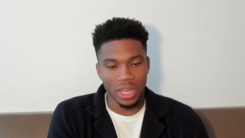 Αντετοκούνμπο: «Νιώθω… Greco-Nigeriano»