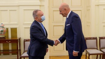 Λιβύη και Αν. Μεσόγειος στο επίκεντρο της συνάντησης Δένδια με τον Βρετανό πρέσβη