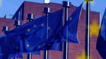 Καλλυντικά, πούρα και πλυντήρια στο νέο πακέτο κυρώσεων κατά της Ρωσίας