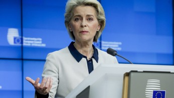 Φον ντερ Λάιεν: «Τώρα είμαστε πολύ καλύτερα προετοιμασμένοι για να αντιμετωπίσουμε μελλοντικές υγειονομικές κρίσεις»