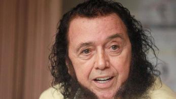 Σταμάτης Κόκοτας: Ο δημοφιλής τραγουδιστής μεταφέρθηκε εσπευσμένα στο Ασκληπιείο Βούλας