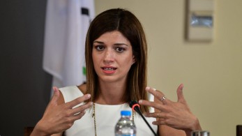 Της κόπηκε η μιλιά: Σιωπή από τη Νοτοπούλου για τις γονικές παροχές