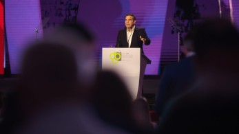 Σε βέρτιγκο ο Τσίπρας: Νομίζει πως θα γίνουν εκλογές το φθινόπωρο!