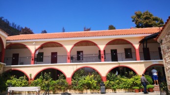 Ο Όσιος Δαυίδ στη Β. Εύβοια επέστρεψε σε κανονικούς ρυθμούς μετά την  πυρκαγιά του 2021