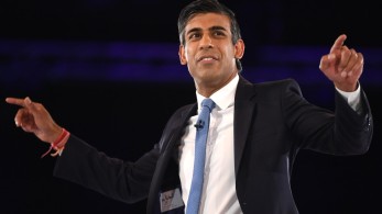 Ενθουσιασμός στην Ινδία για τον Σούνακ, 75 χρόνια μετά την ανεξαρτητοποίηση της χώρας