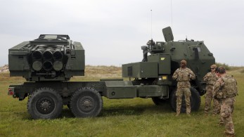 ΗΠΑ- Τελειώνουν τα πυρομαχικά που προμηθεύουν την Ουκρανία