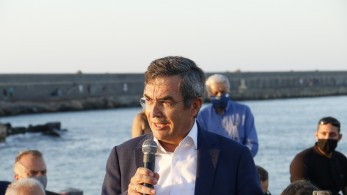 Σχέδιο νόμου για τη βία εις βάρος ανηλίκων καταθέτει η κυβέρνηση