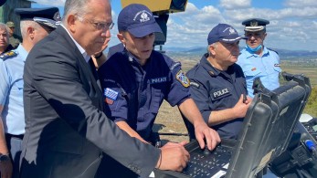 Την εργαλειοποίηση μεταναστών από την Τουρκία κατήγγειλε ο Θεοδωρικάκος στο Βερολίνο