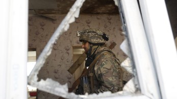 Ουκρανία: «Τεταμένη» η κατάσταση – Ο ρωσικός στρατός εγκαταλείπει την Χερσώνα