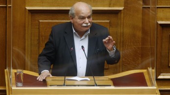 Τσακωμένοι και οι ακραίοι