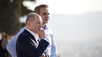 Ενθουσιασμένος ο Σολτς από την επίσκεψή του στην Ακρόπολη