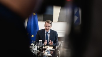 Σκληρή απάντηση Μητσοτάκη στους «χυδαίους που βάζουν πολιτικά πρόσημα σε ανατριχιαστικές πράξεις»