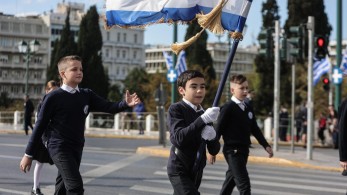 Πλήθος κόσμου στη μαθητική παρέλαση στην Αθήνα