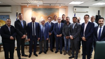 Ναυπηγεία Ελευσίνας: Yπεγράφη η συμφωνία εξυγίανσης, μεταβίβασης – Γεωργιάδης: Ιστορική μέρα