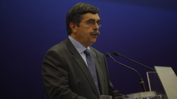 Σε κλίμα έντονης συγκίνησης ο ύστατος αποχαιρετισμός στον Αντώνη Σκυλλάκο