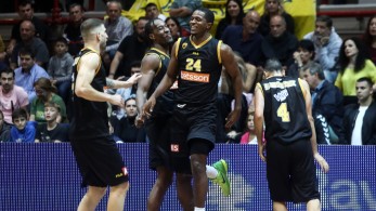 Νικηφόρο πέρασμα της ΑΕΚ από το Λαύριο