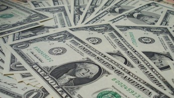 Δολάριο: Οι μεγαλύτερες απώλειες από το 2009