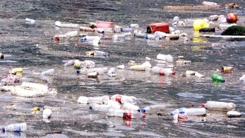 Μύθος η ανακύκλωση των πλαστικών σύμφωνα με την Greenpeace