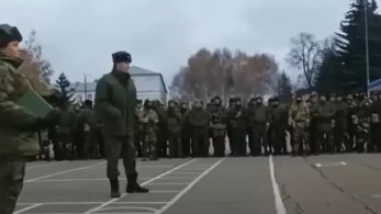 Ρώσοι επίστρατοι: «Δεν πάμε να πολεμήσουμε, μας χρωστάει ο Πούτιν 195.000 ρούβλια»