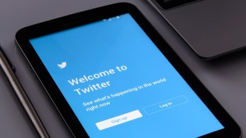 Για κίνδυνο χρεοκοπίας του twitter προειδοποιεί ο Μασκ – Βροχή οι παραιτήσεις στελεχών του μέσου