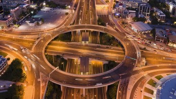 Αττική Οδός: Ποια τμήματα κλείνουν από σήμερα το βράδυ – Αναλυτικά οι κυκλοφοριακές ρυθμίσεις