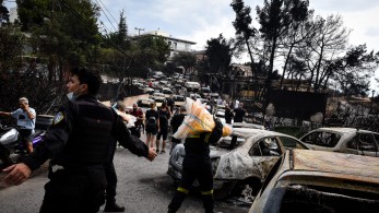 Δίκη για το Μάτι: “Ήξεραν ότι υπήρχαν νεκροί και έπαιζαν θέατρο” – Συγκλονιστικές καταθέσεις