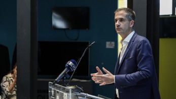 Γιατί o Κώστας Μπακογιάννης είπε “σίφουνα” τον Μάκη Βορίδη