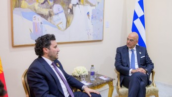 Συνάντηση Δένδια με τον πρωθυπουργό του Μαυροβουνίου