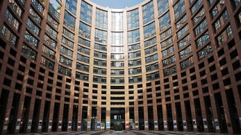 Στόχος κυβερνοεπίθεσης το Ευρωπαϊκό Κοινοβούλιο – Ανάληψη ευθύνης από την Kremlin Group