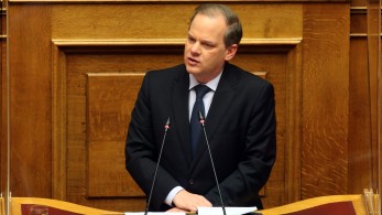 Καραμανλής: Στα 2,5 ευρώ τα διόδια της Αττικής Οδού, από 2,80