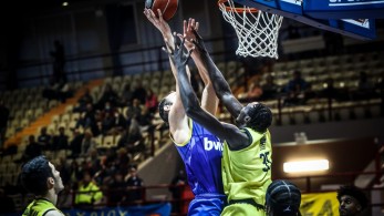 Καλπάζει… το Περιστέρι