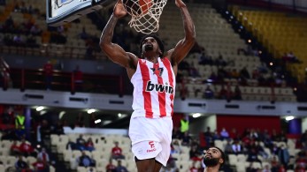 Παρέμεινε μόνος πρώτος και αήττητος ο Ολυμπιακός