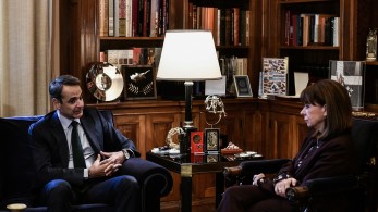 Συνάντηση Μητσοτάκη με Σακελλαροπούλου