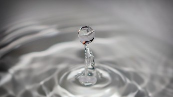 Μετωπική επίθεση Μητσοτάκη σε Τσίπρα για τα εθνικά: Η σταγόνα που ξεχείλισε το ποτήρι