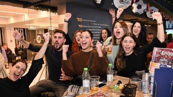 Ο ιστορικός τελικός του Παγκοσμίου στο κατάστημα ΟΠΑΠ στην ΟΠΑΠ Arena