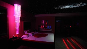 Ειδική επιχείρηση της ΕΛ.ΑΣ. σε οίκους ανοχής – Συνελήφθησαν 25 άτομα