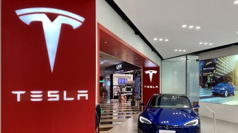 Tesla: Πώληση μετοχών οικονομικής αξίας 3,58 δισεκατομμυρίων δολαρίων από τον Ίλον Μασκ