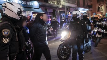 Θεσσαλονίκη: Συγκέντρωση στα Δικαστήρια για τον θάνατο του 16χρονου-Τρεις συλλήψεις για τα χθεσινά επεισόδια