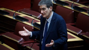 Ο Γιαννούλης “αδειάζει” Τσίπρα ΣΥΡΙΖΑ και τον… εαυτό του!