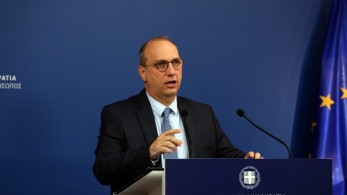 Οικονόμου: «Ρυπαρά» δίκτυα θέλουν να μετατρέψουν την πολιτική ζωή σε βούρκο