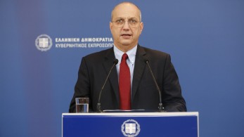 Οικονόμου: Τουλάχιστον ειρωνικό να φαίνεται ότι κόπτεται για τη διαφάνεια και για την ηθική ο ΣΥΡΙΖΑ