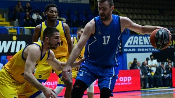 Συνεχίζει να εντυπωσιάζει το Περιστέρι