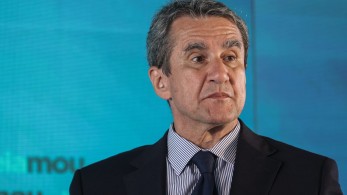 Λοβέρδος στα ντραμς και Παπανδρέου στην κιθάρα λένε τα κάλαντα